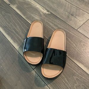 UGG DRESS SLIPPERS